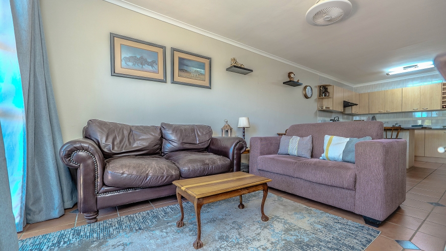 2 Bedroom Property for Sale in Sonstraal Heights Western Cape